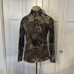 She Outdoor Camouflaged Pullover